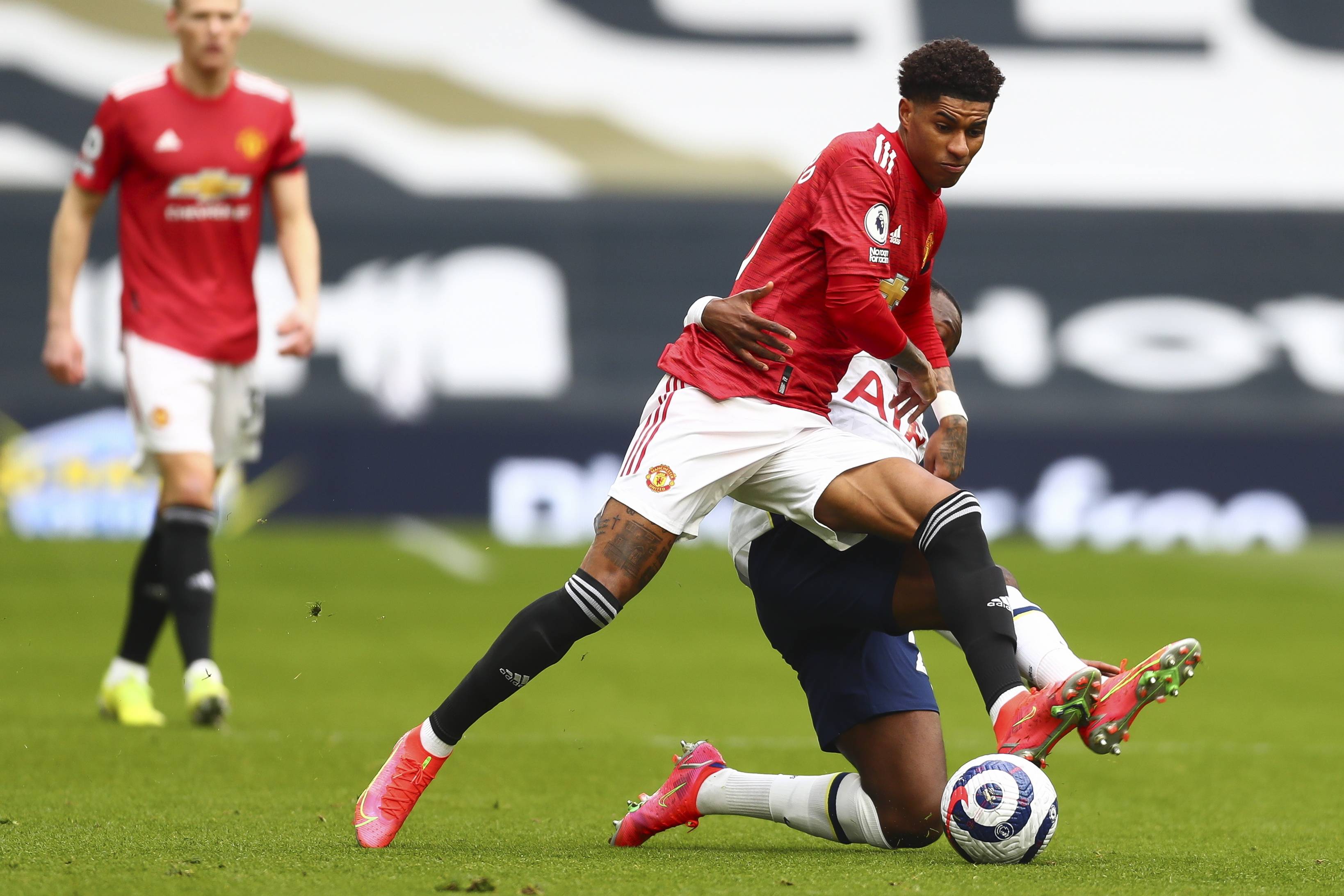 口引进一名 口引进一名